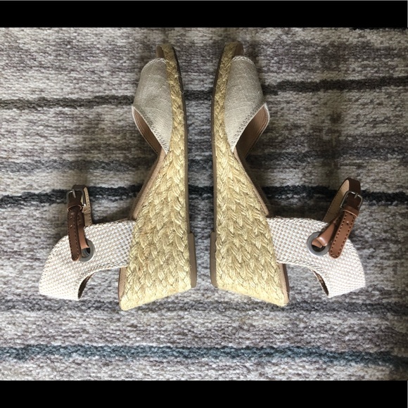 🌼Lucky Brand Wedge Sandals 🌼 - Picture 12 of 16